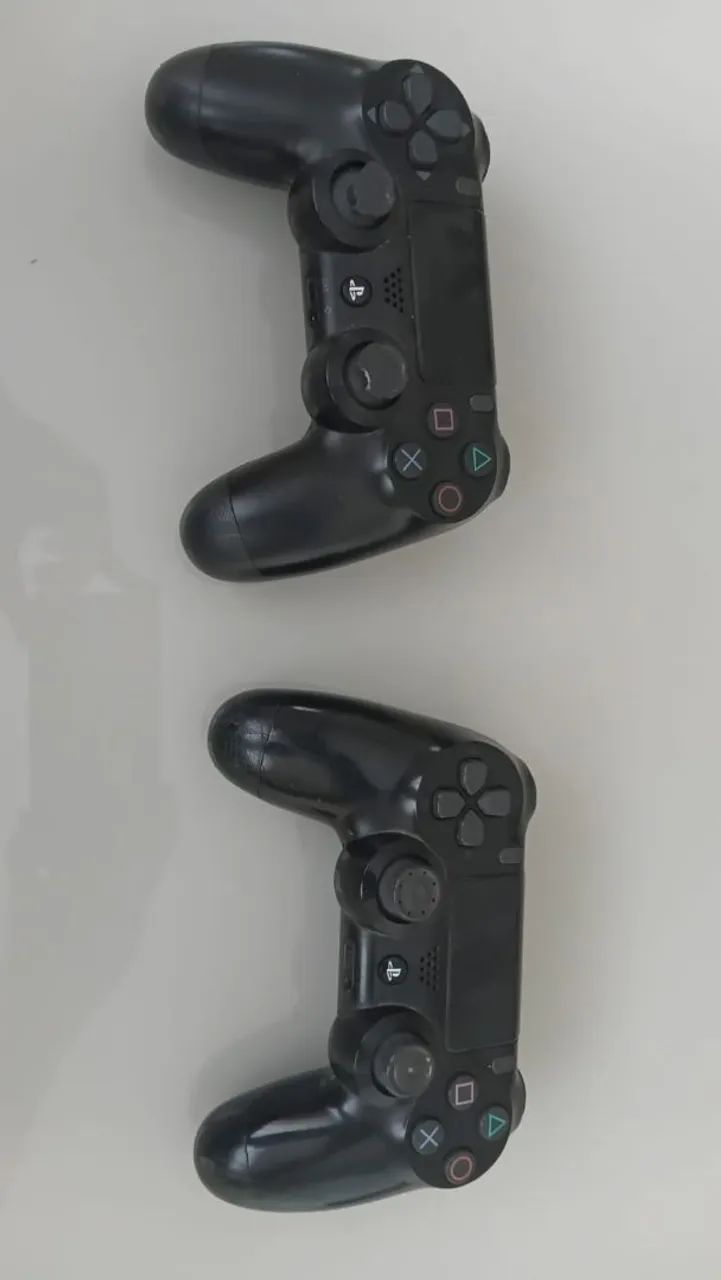 Controles de PS4 usado 