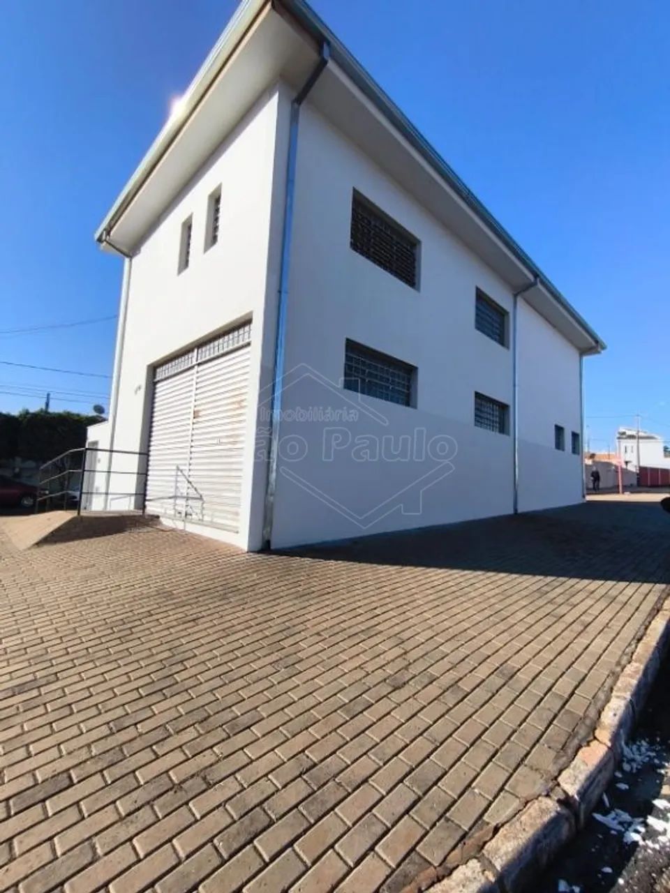 Locação de Comercial / Prédio na cidade de Araraquara - Foto 2