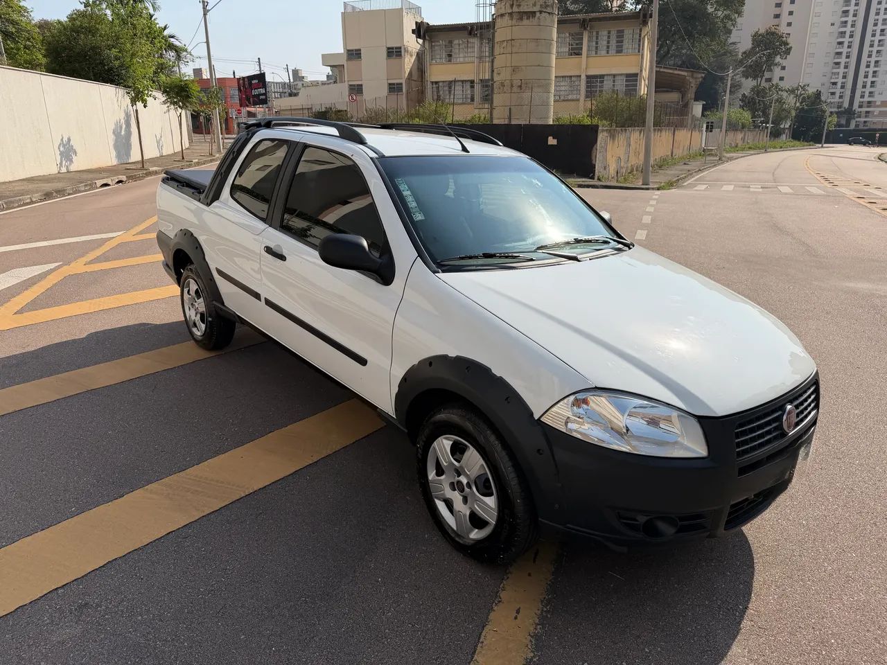 Fiat Strada Working Celeb.1.4 Fire Flex 8V CD 2013 - Foto 2