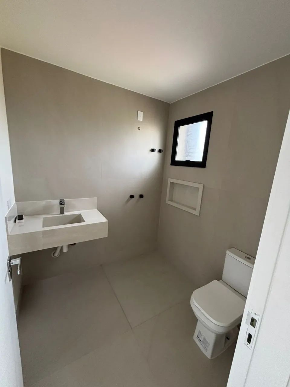 Casa em condomínio à venda com 4 suítes, 247 m² e 4 vagas no Condomínio Bella Vittá | Lond - Foto 5