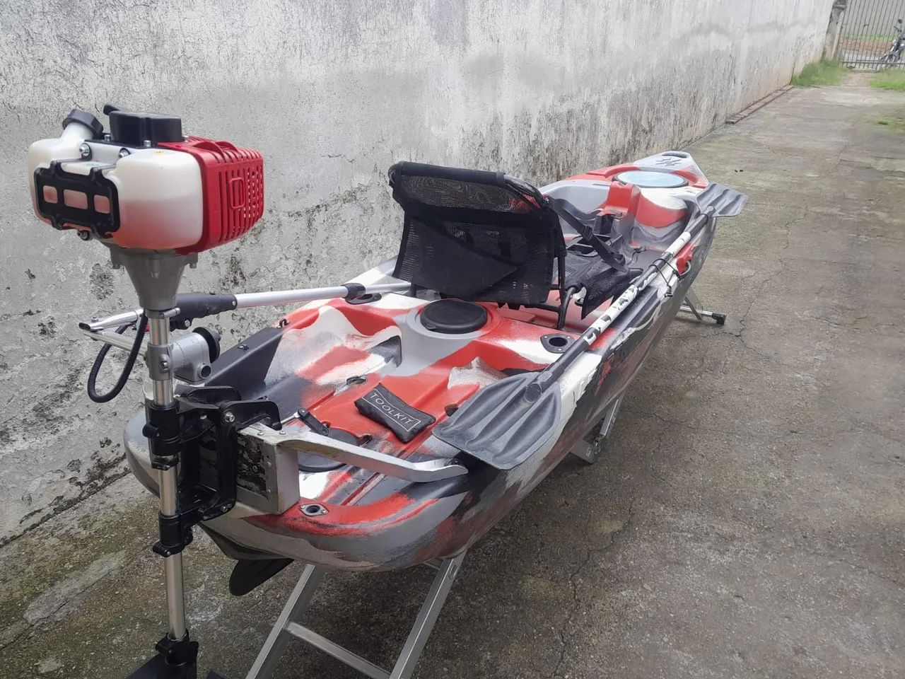 Caiaque e motor - Foto 5