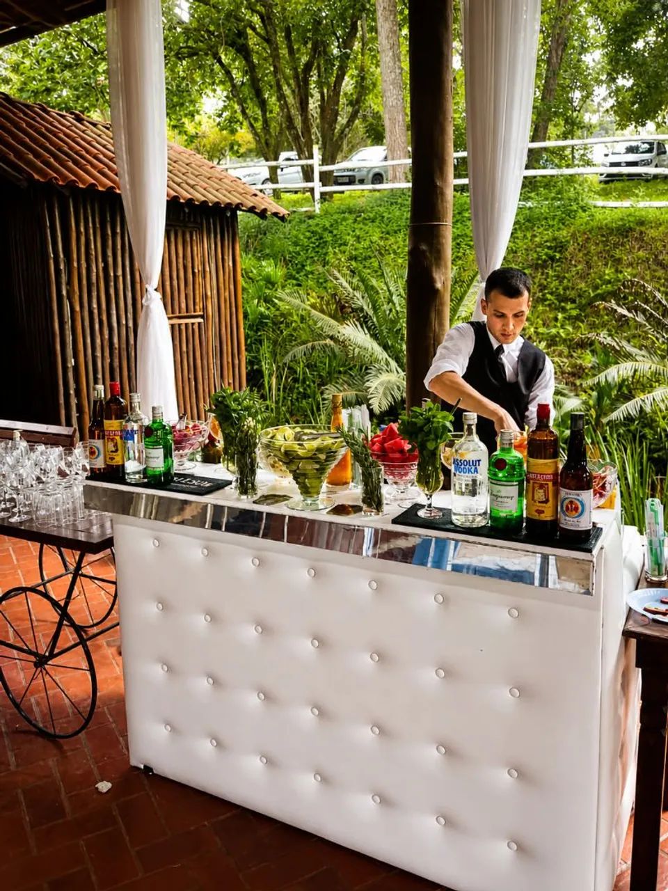 Locação de Bar de Cocktails e serviços de Bartender  - Foto 2