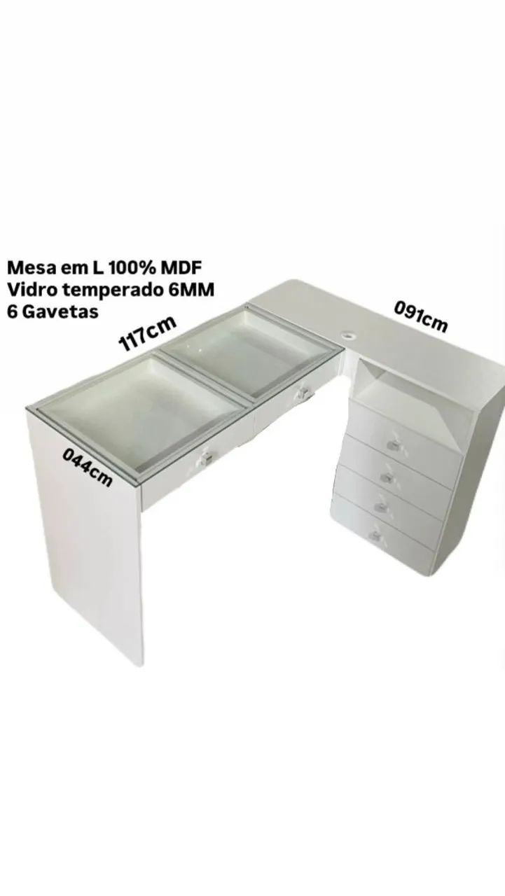Mesa/penteadeira. Mesa pra nail designer 