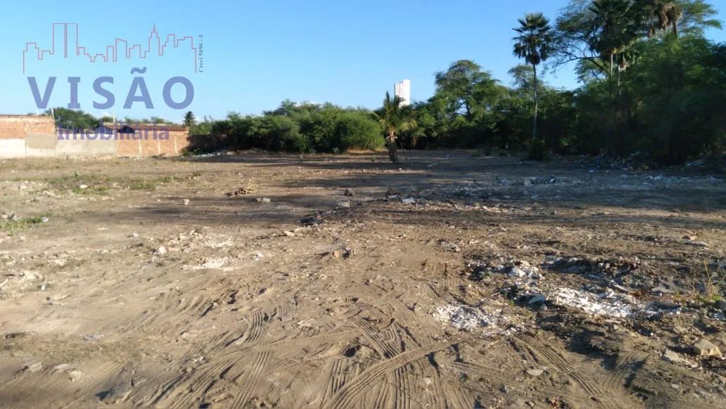 VENDE-SE ÁREA COMERCIAL E RESIDENCIAL - Foto 4