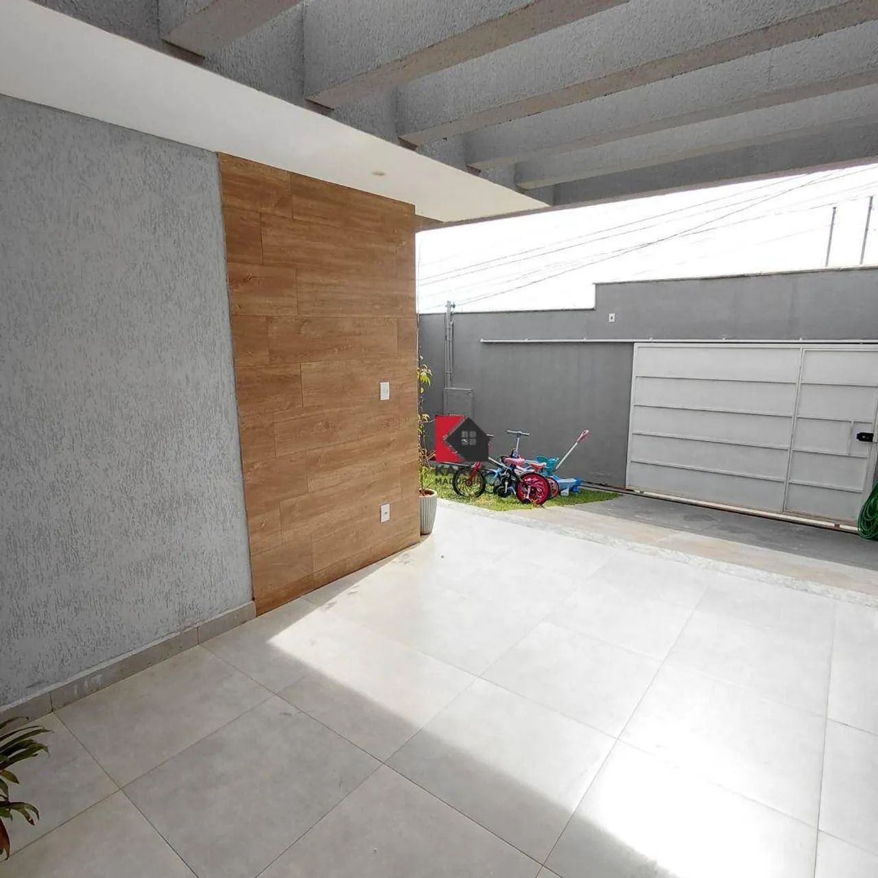 CASA COM PISCINA, 03 QUARTOS E 01 SUÍTE NO BAIRRO VISÃO!! - Foto 3