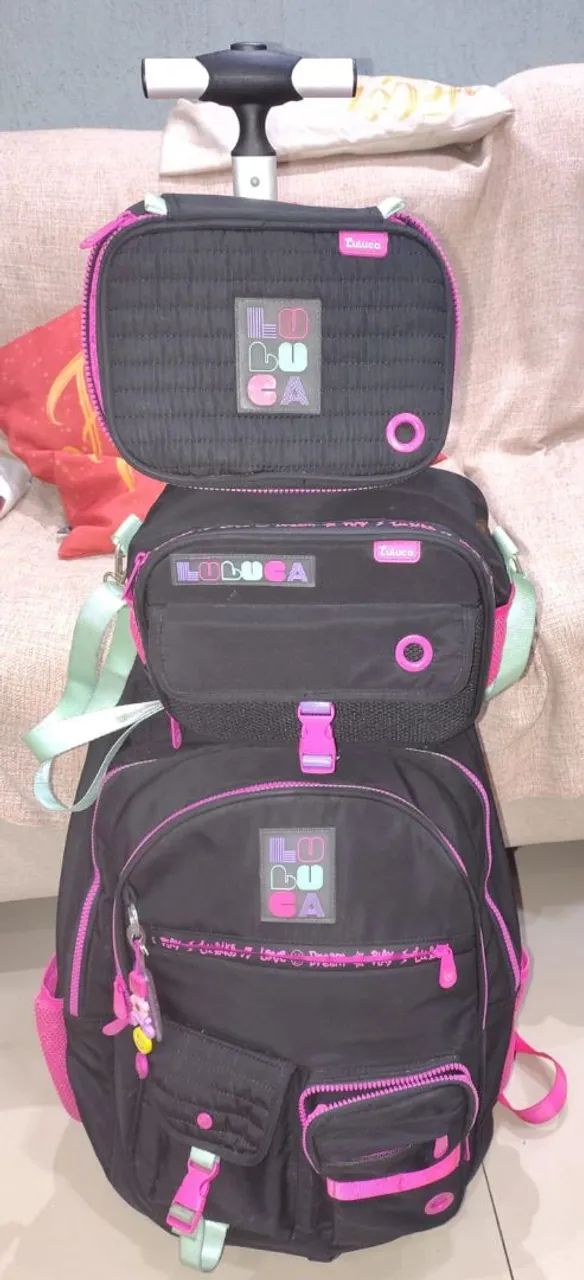 Mochila luluca com rodinhas + Kit estojo e lancheira - Foto 5
