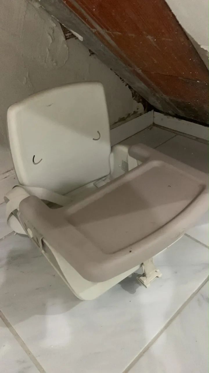 Cadeira de alimentação 