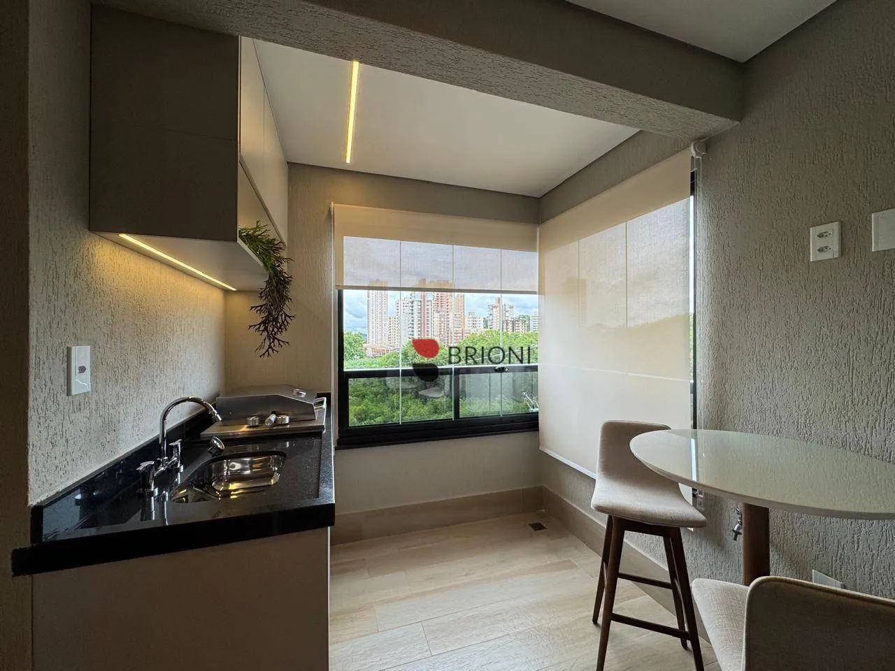 Apartamento alto padrão com 85m², 2 quartos à venda no Edifício Ilha da Madeira em Ribeirã