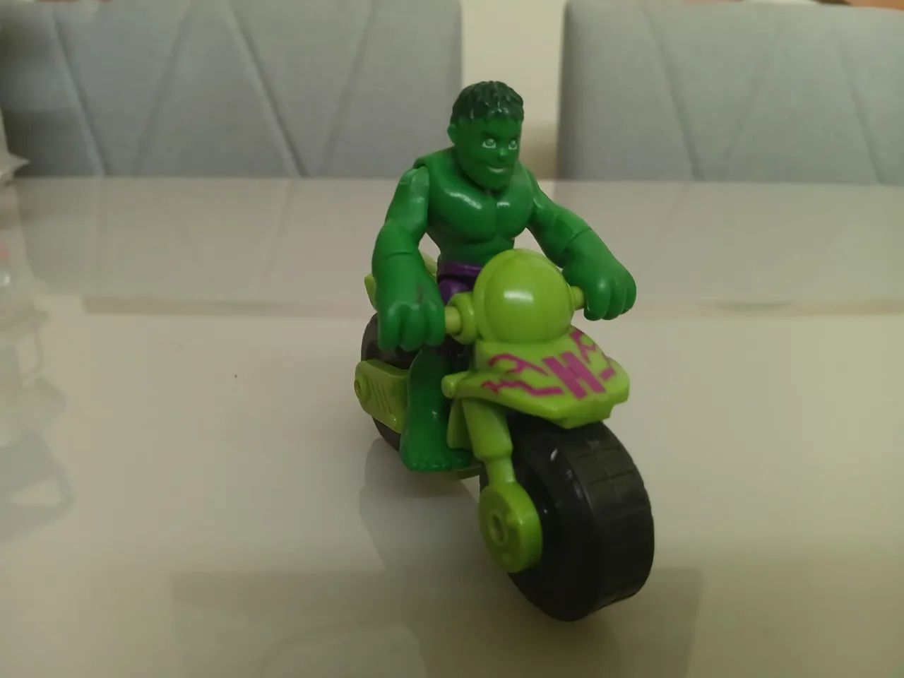 Hulk com moto playscool - Imaginext  - Foto 4
