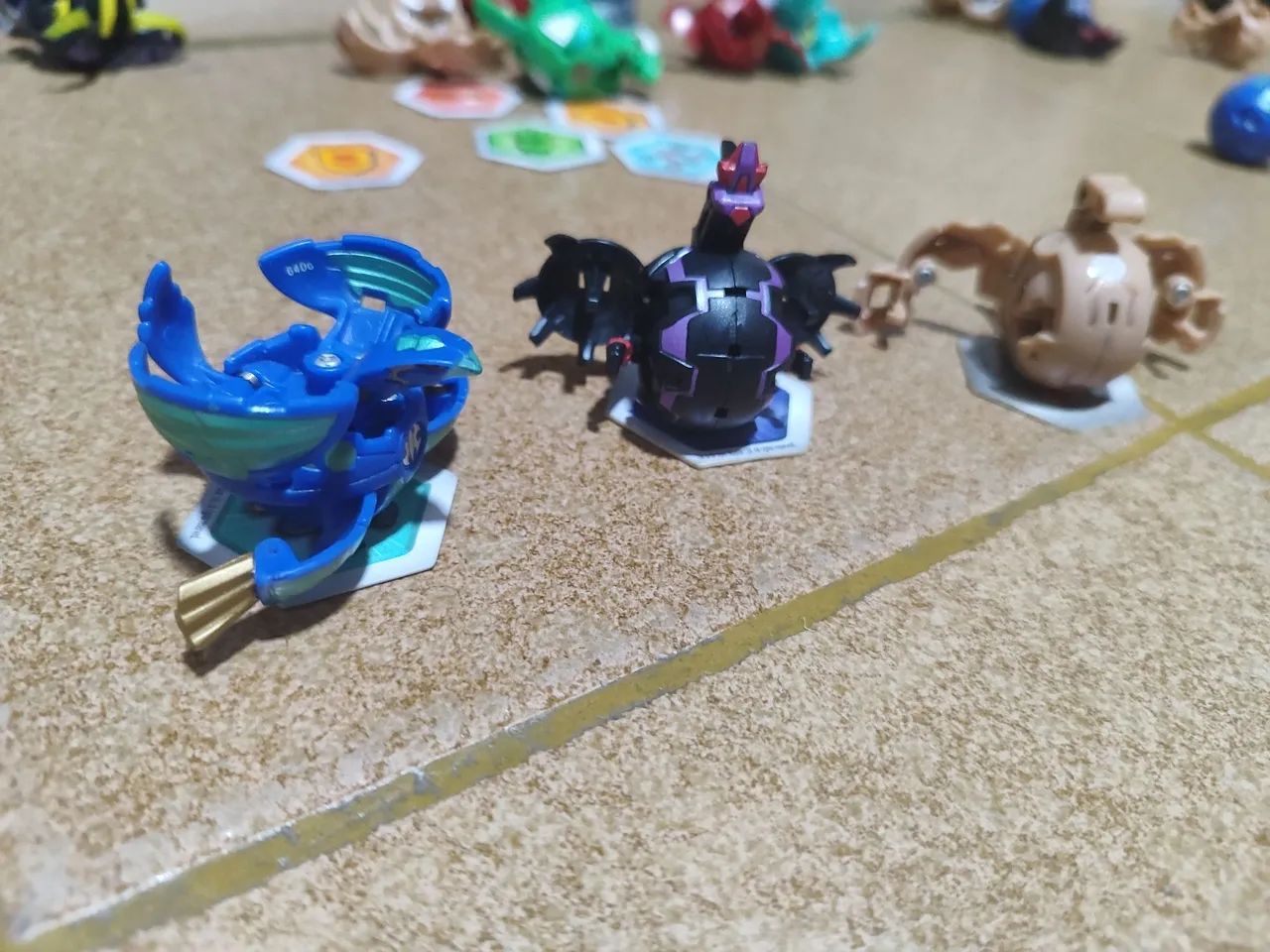 Trio bakugan  - Foto 3