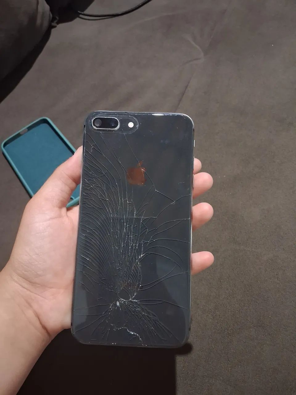 iPhone 8 plus - totalmente Original  - Foto 3
