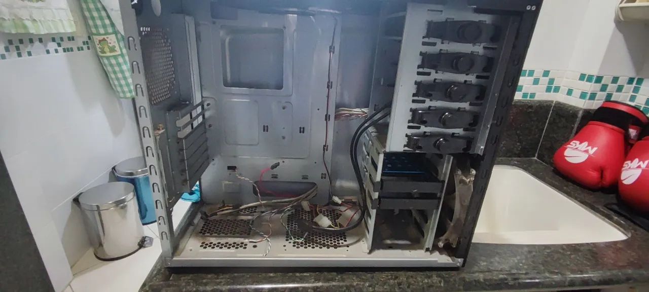 Gabinete usado COOLERMASTER - Foto 6