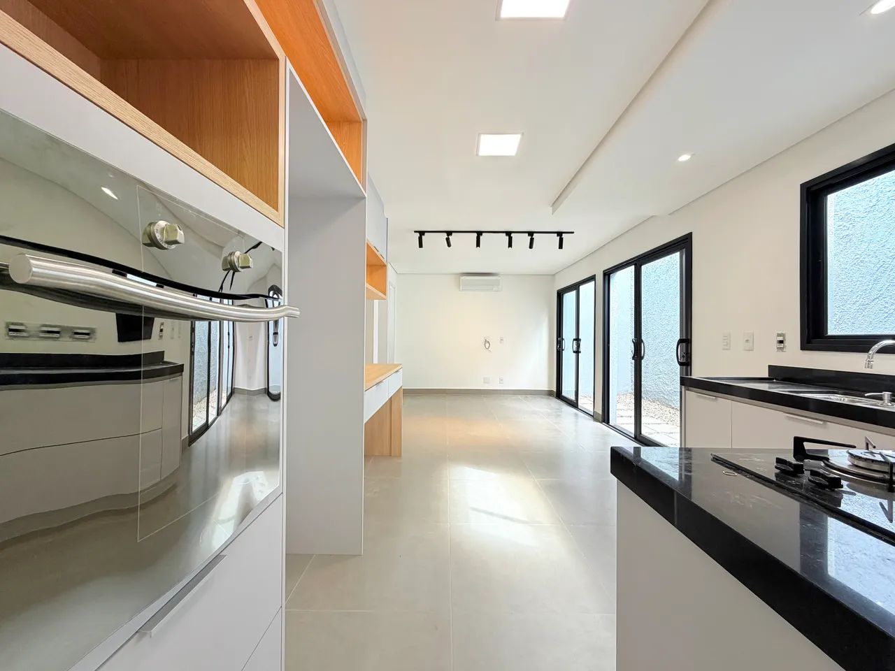 Casa em condomínio para alugar com 3 quartos, 186 m² - Chácara Primavera 2