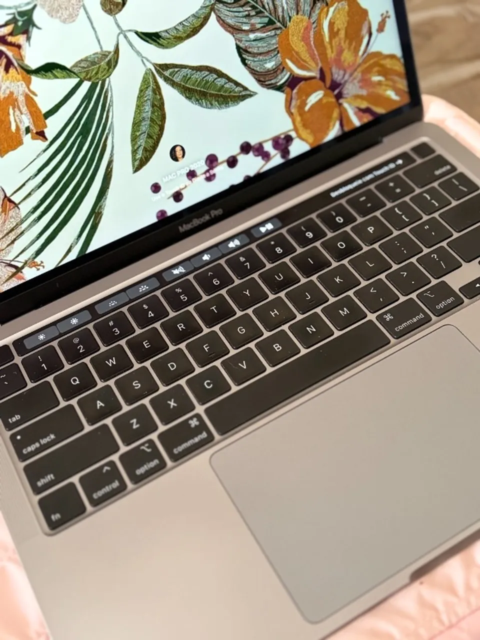macbook pro 13 2020