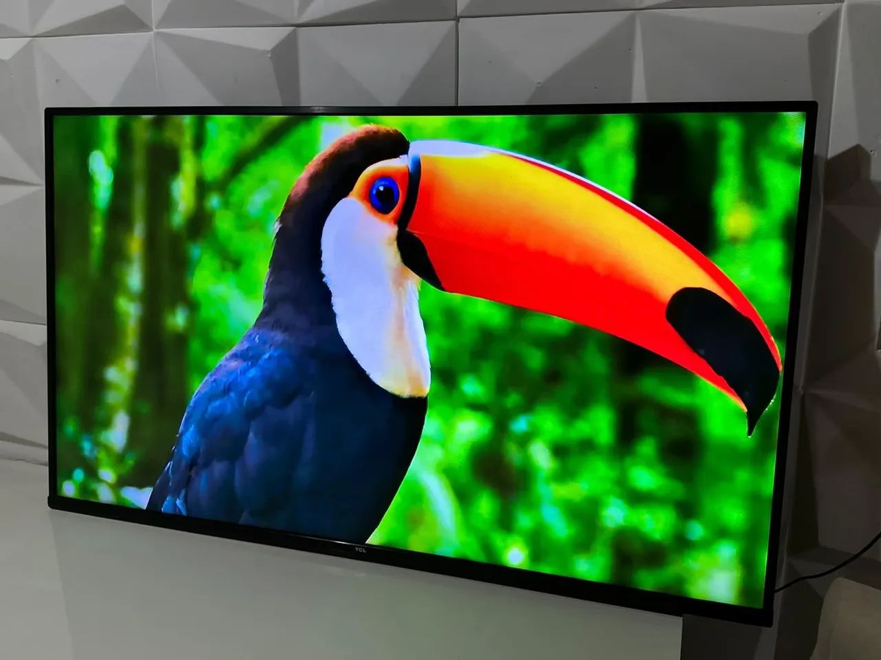 Smart tv 50 4k Android comando de voz - Foto 2