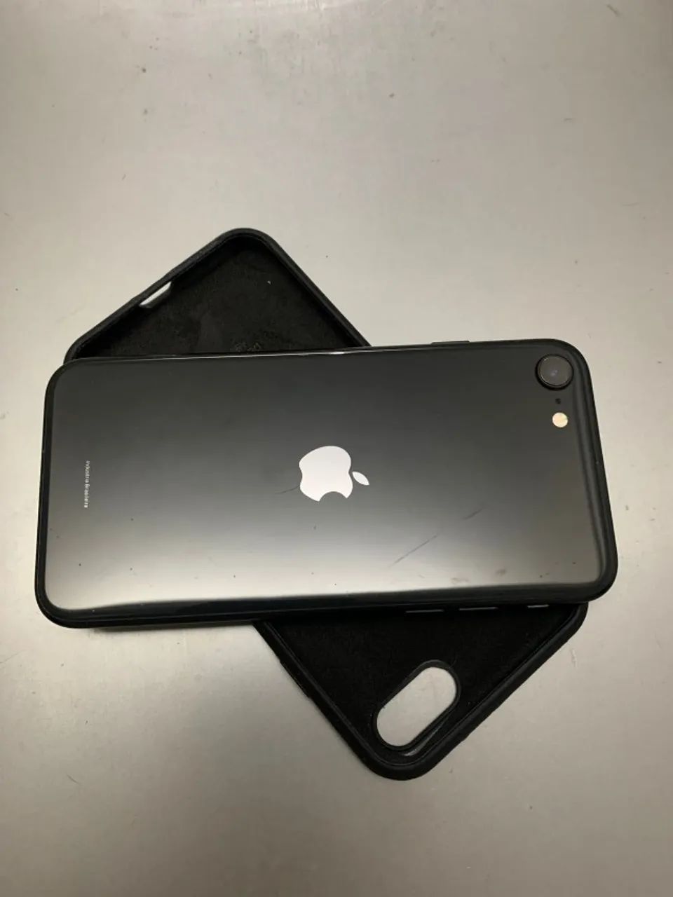 Iphone SE (BEM CONSERVADO) - Foto 2