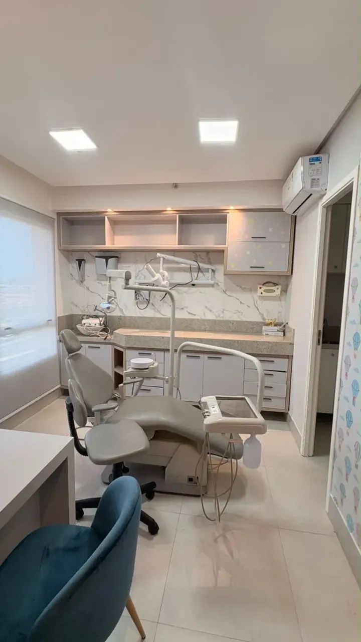 EXCELENTE SALA PROJETADA E MOBILIADA NO PÁTIO JARDINS - Foto 3