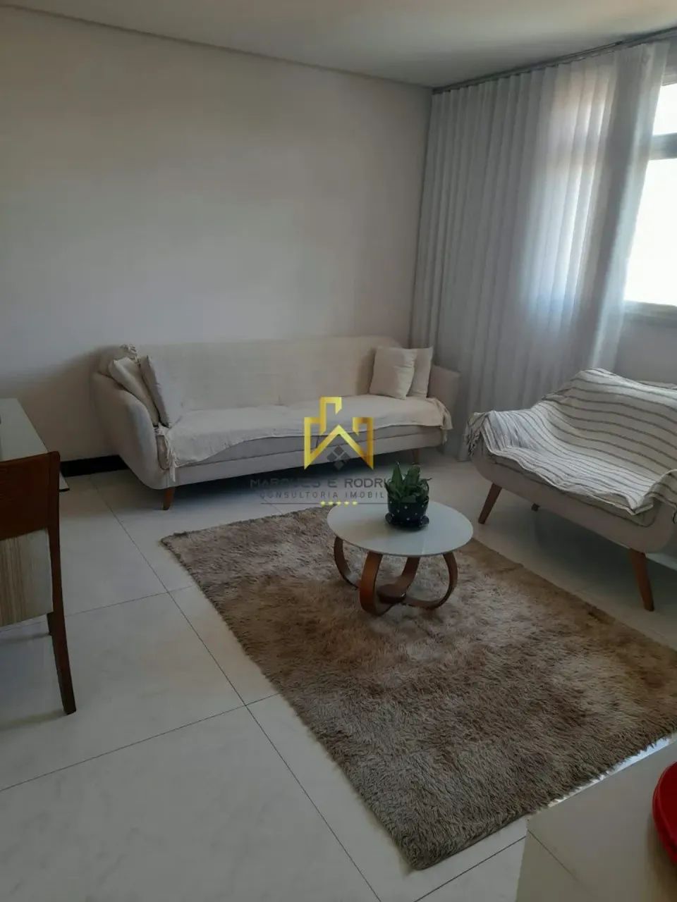 Lindo Apartamento de 3 Quartos com Suíte - 107 m²