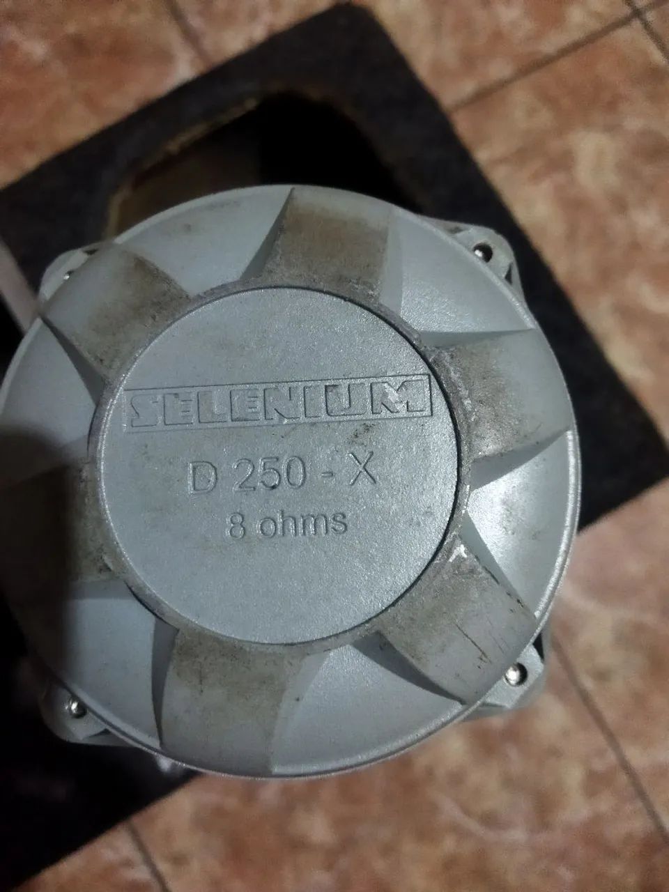 Vende-se caixa  - Foto 2