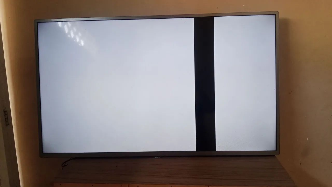 tv Smart Philips para retirada de peças  - Foto 5