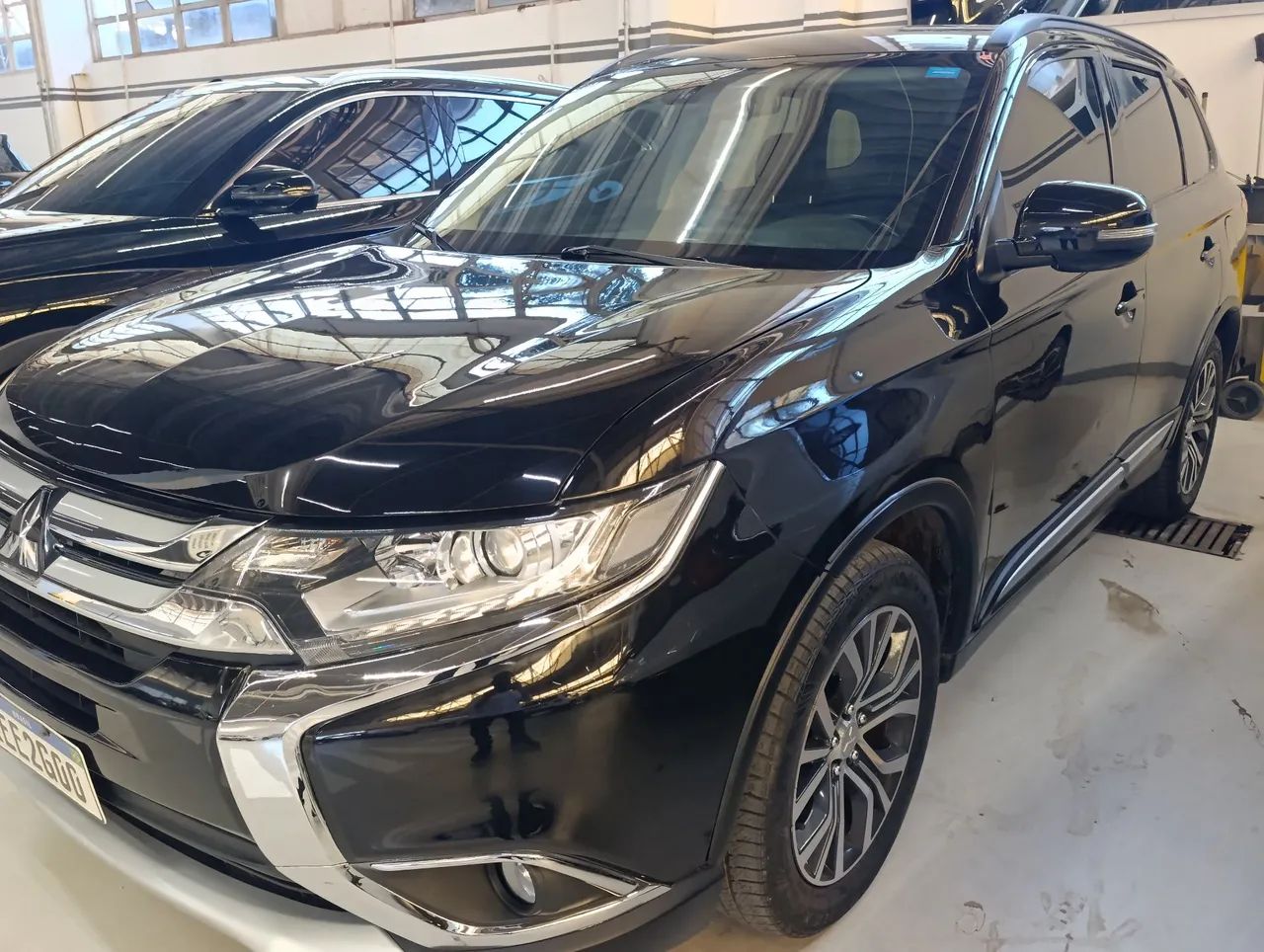 Mitsubishi Outlander 2016