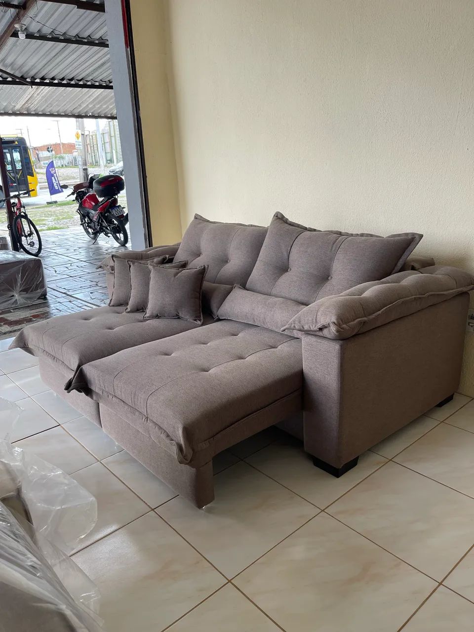 Sofá Retrátil e Reclinável Pronta Entrega