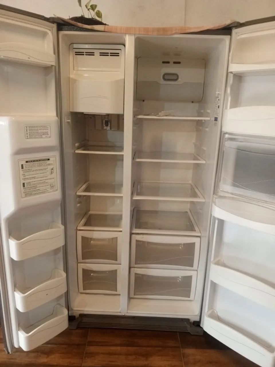 Vendo geladeira