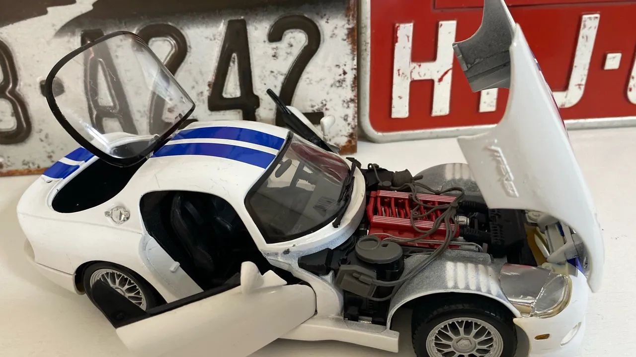 Miniatura Dodge Viper 1/18 - Foto 5