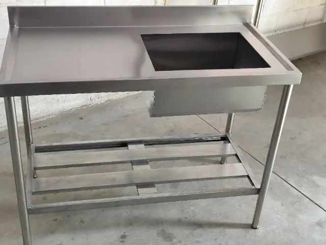 Pia Inox 2,20x0,60x0,90 com Bojo e Prateleira - Foto 2