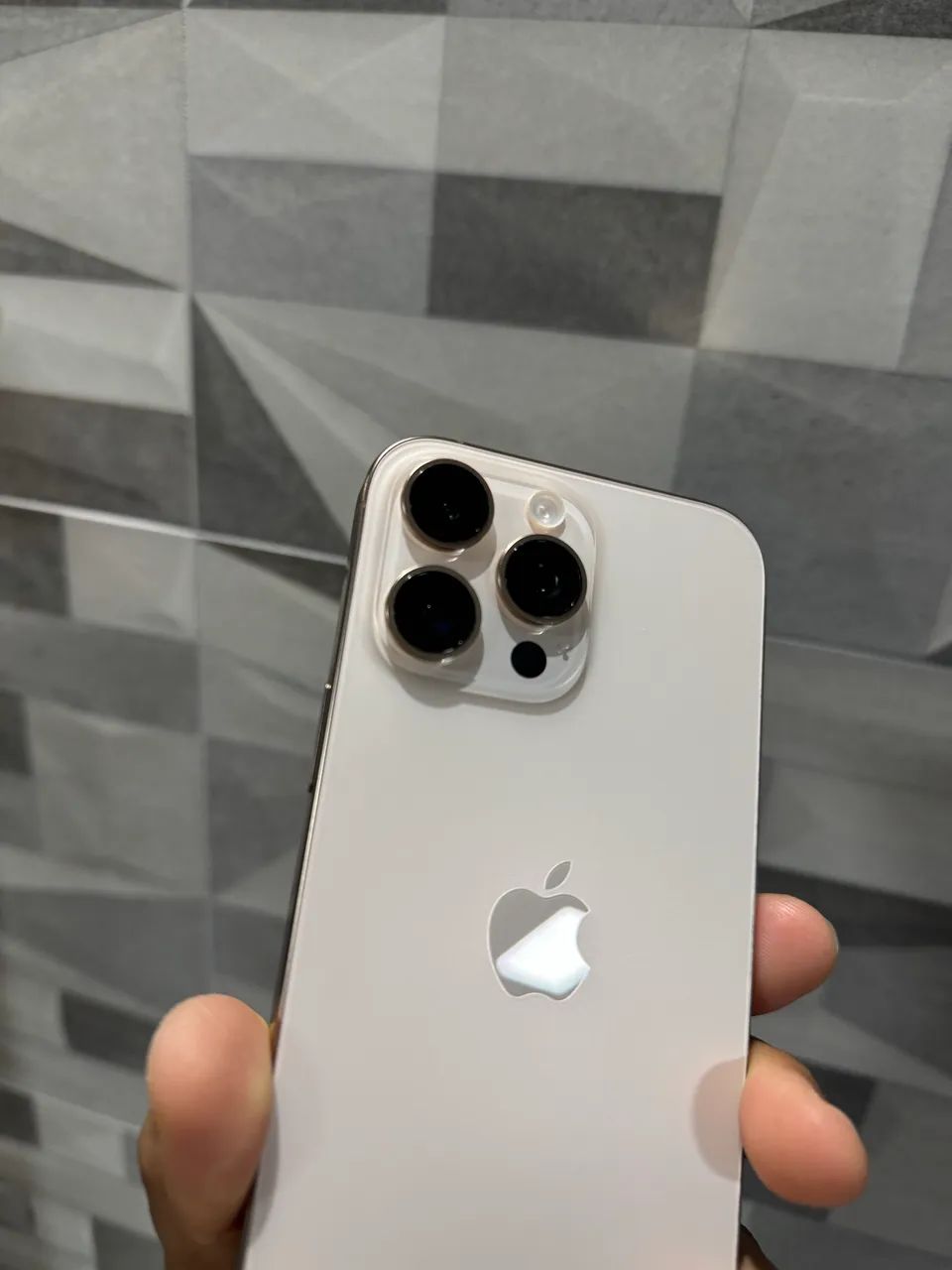 iPhone 16 Pro Max impecável  - Foto 3