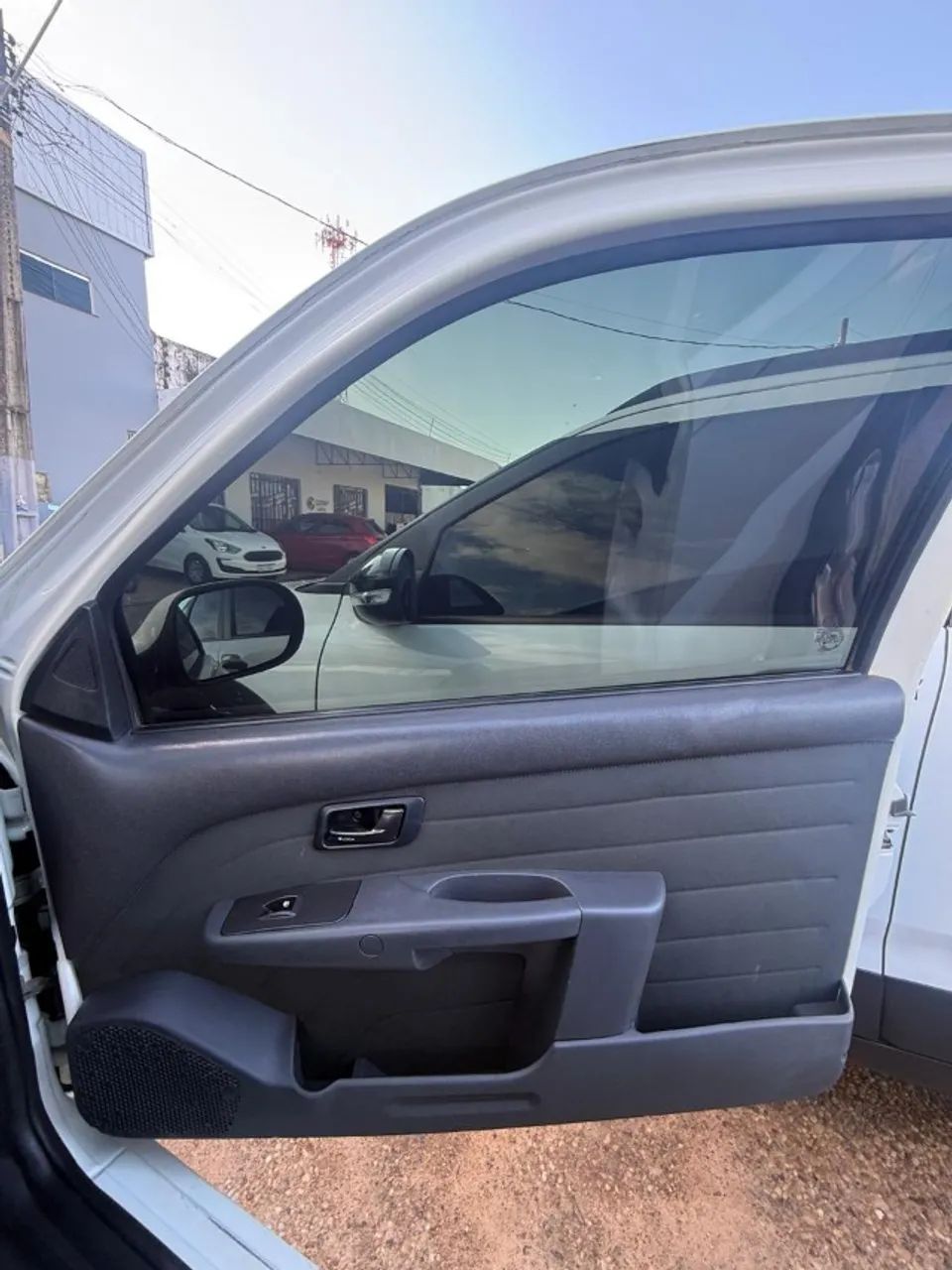 Fiat Strada Freedom 1.4 Flex 8V CD 2020 - Foto 4
