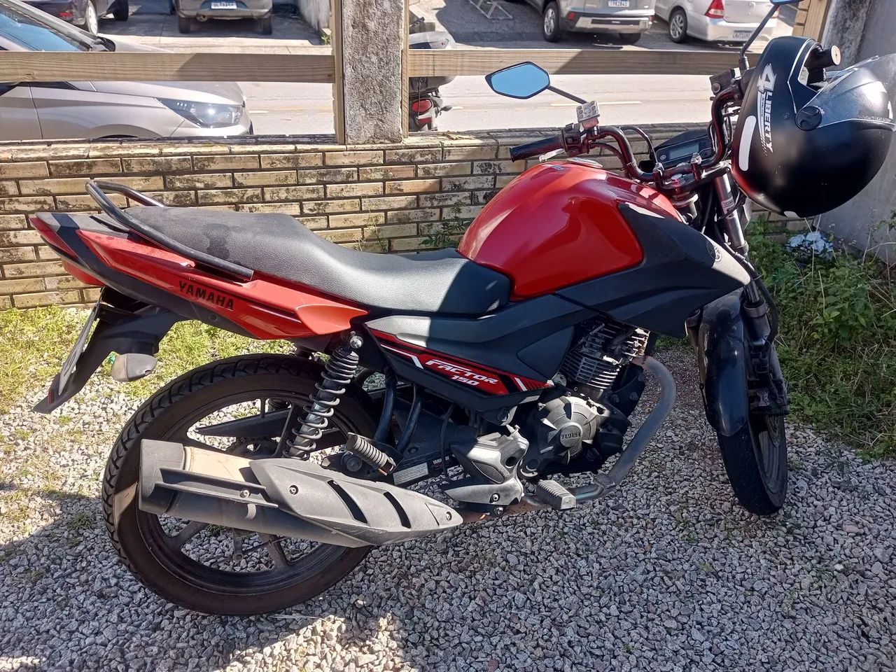 Moto Yamaha factor  - Foto 2