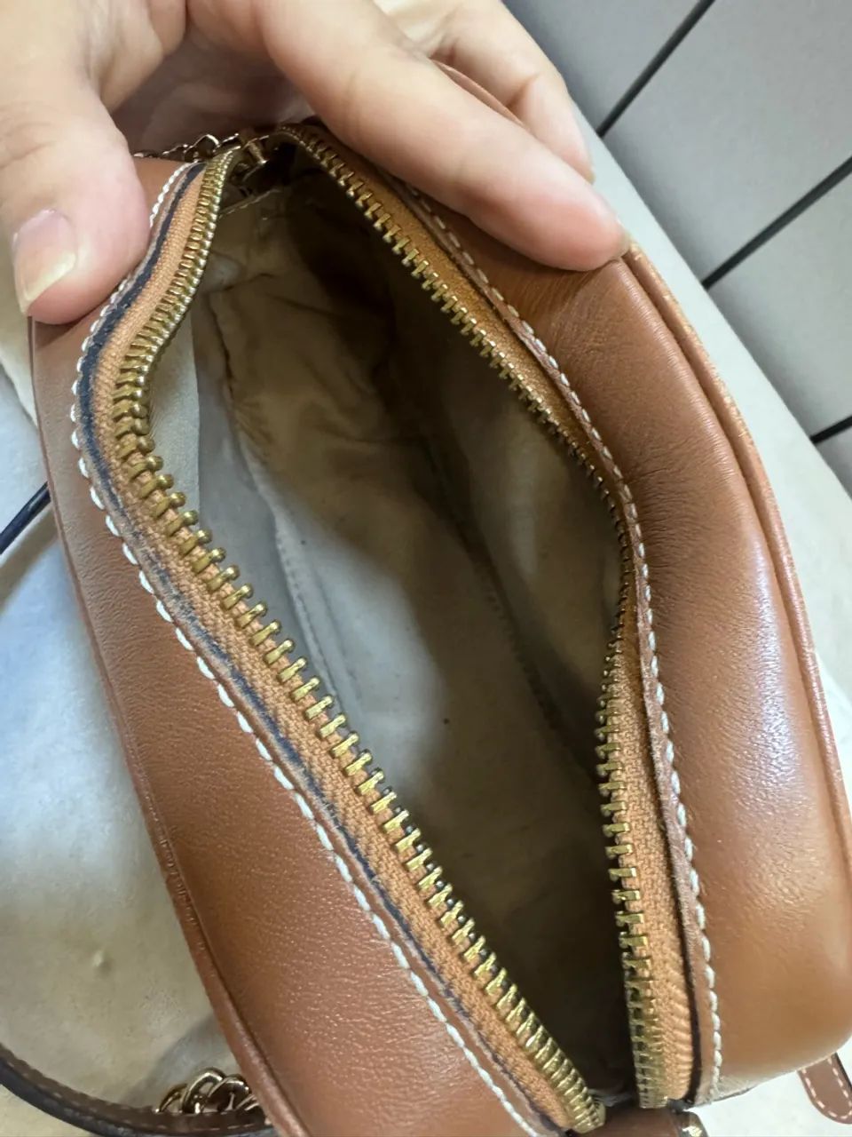 Bolsa Victor Hugo Kaia Small - Foto 3