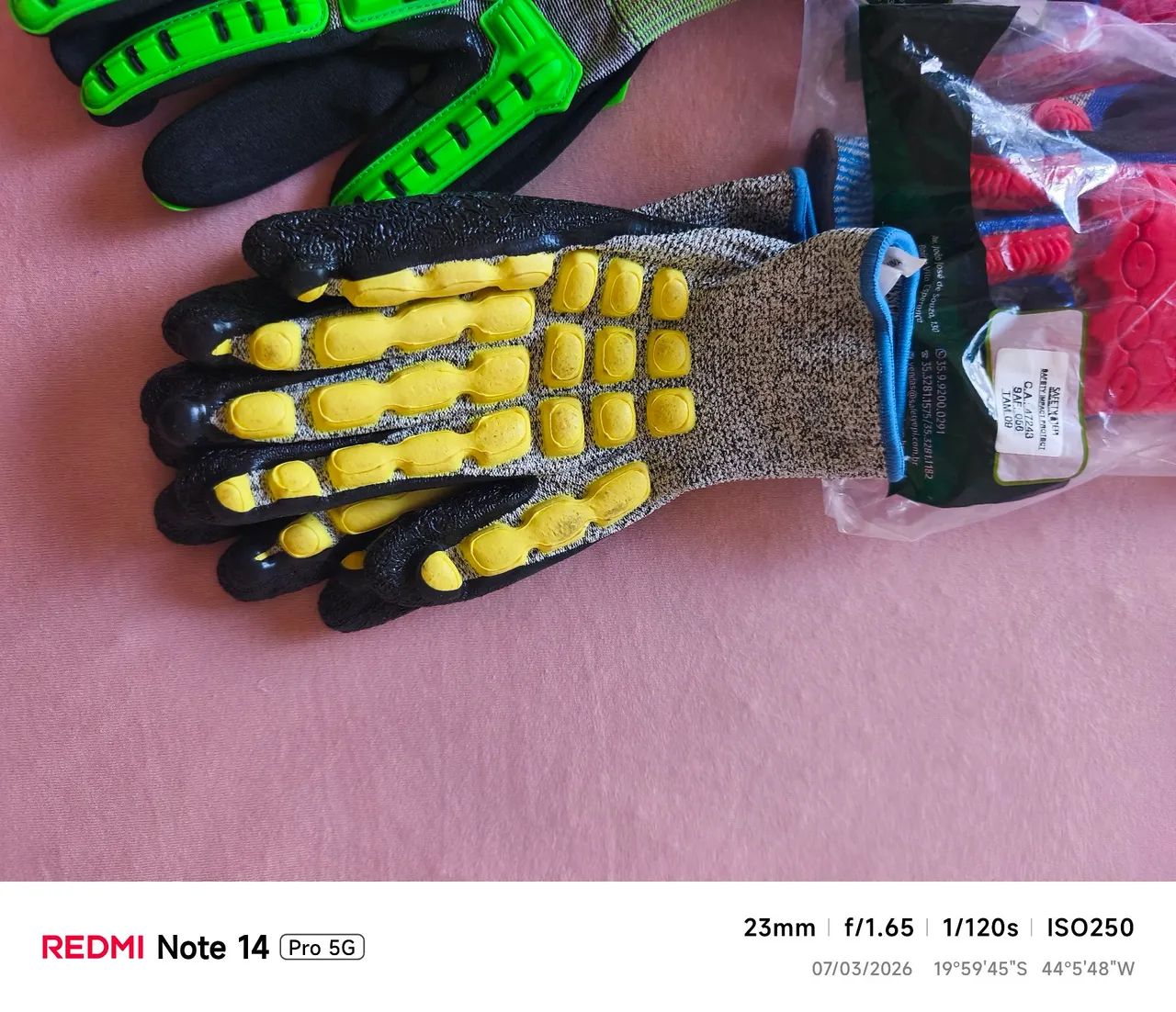 9 pares de Luva anti-impacto modelos diversos.  - Foto 5