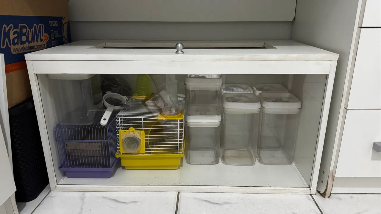 Terrário com pistão e ventilação superior + acessórios