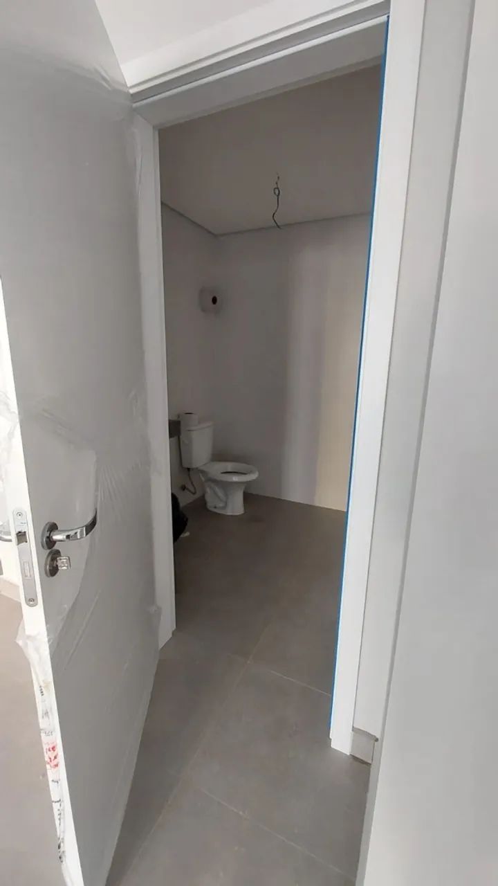 Sala Comercial nova, no Térreo - bairro Neva, 75m² + 1 vaga - Foto 5