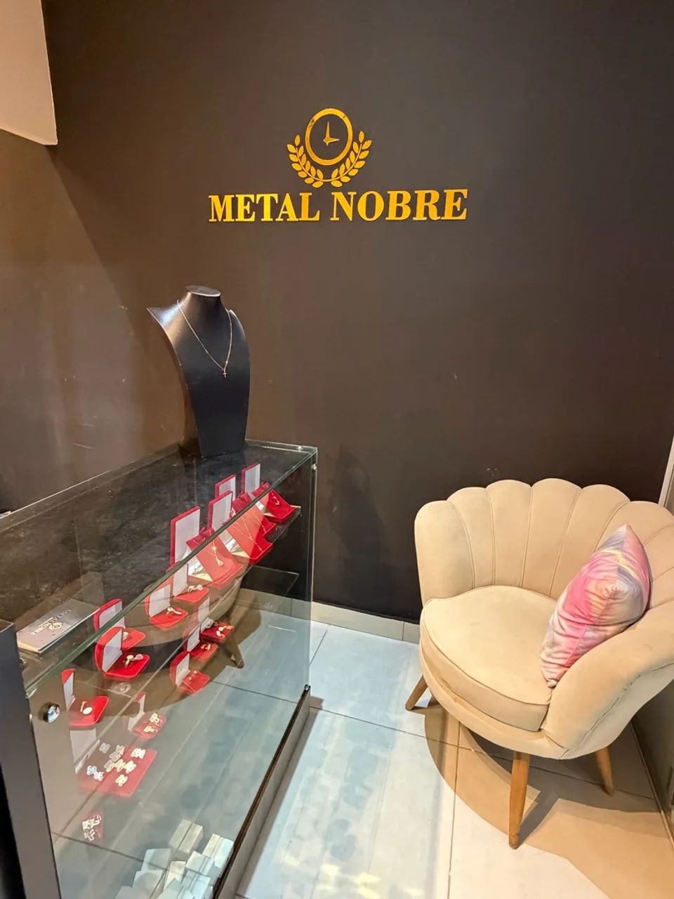 Caixa e vitrine - Foto 3