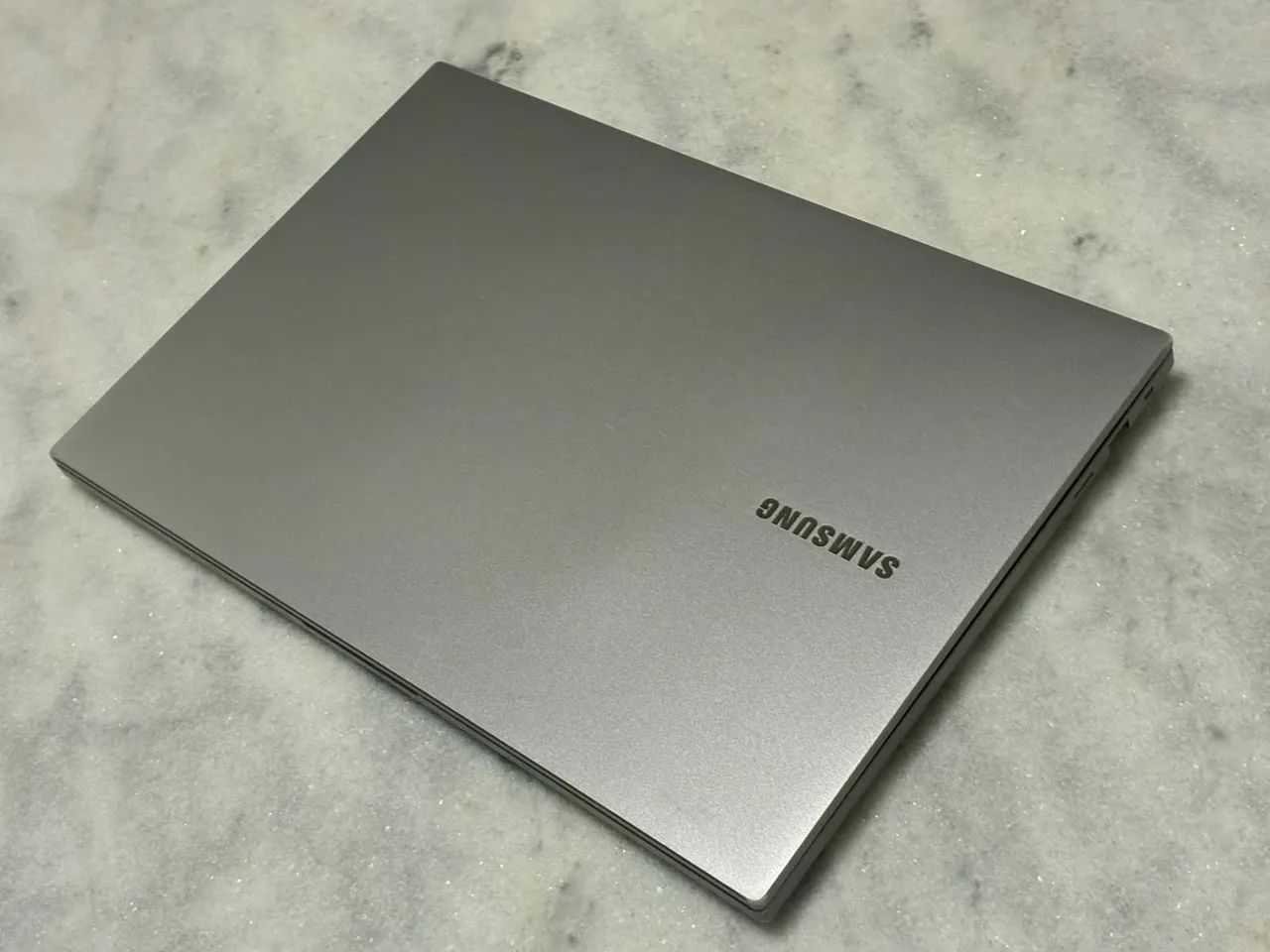 Notebook da Samsung semi usado em ótimo estado - Foto 2