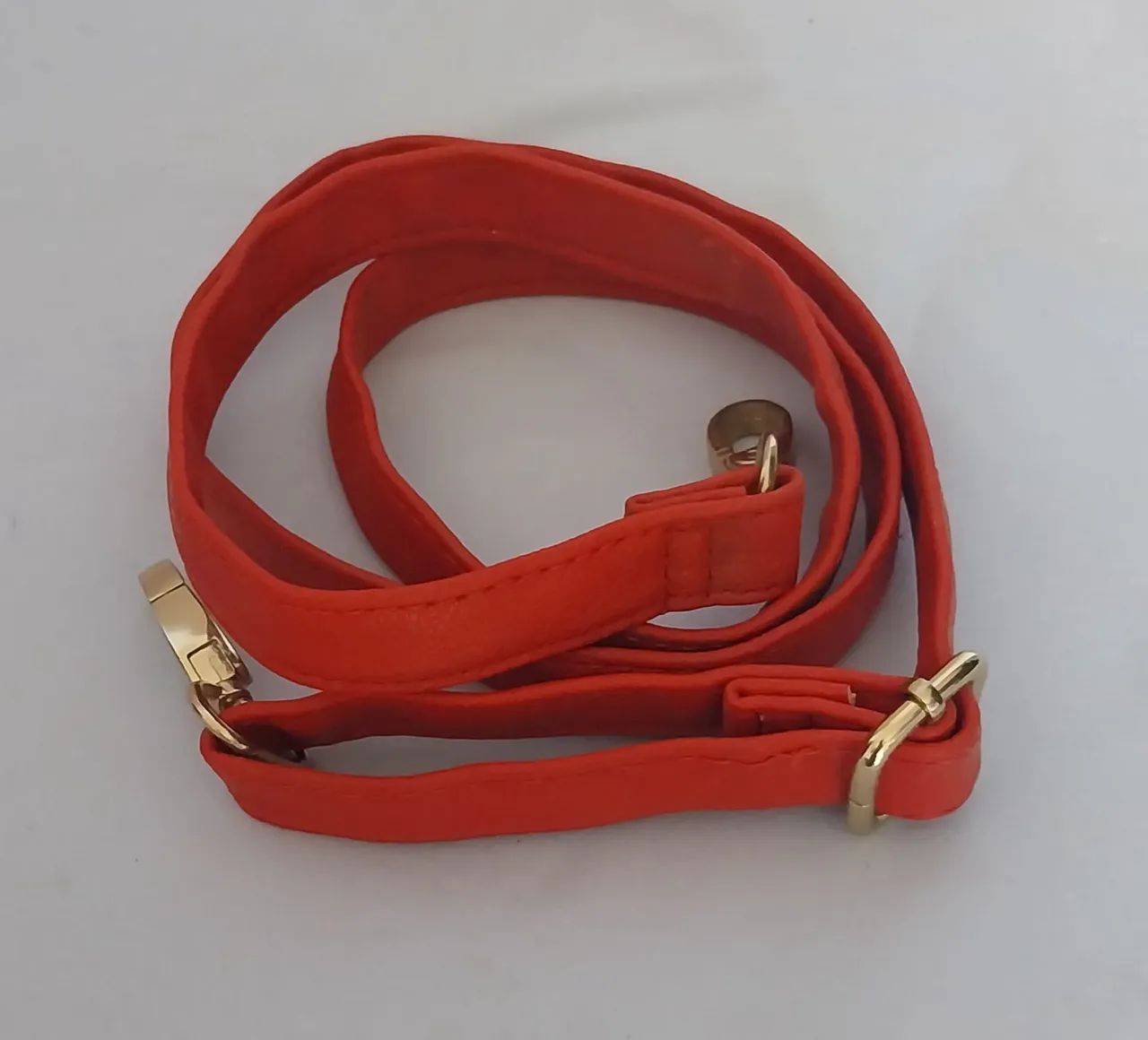 Bolsa SCHUTZ VERMELHA LINDA  - Foto 3