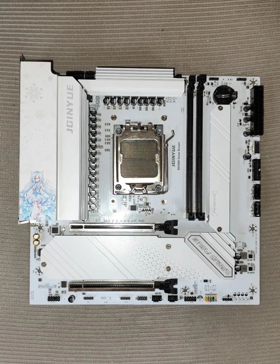 B650 Snow dream com defeito
