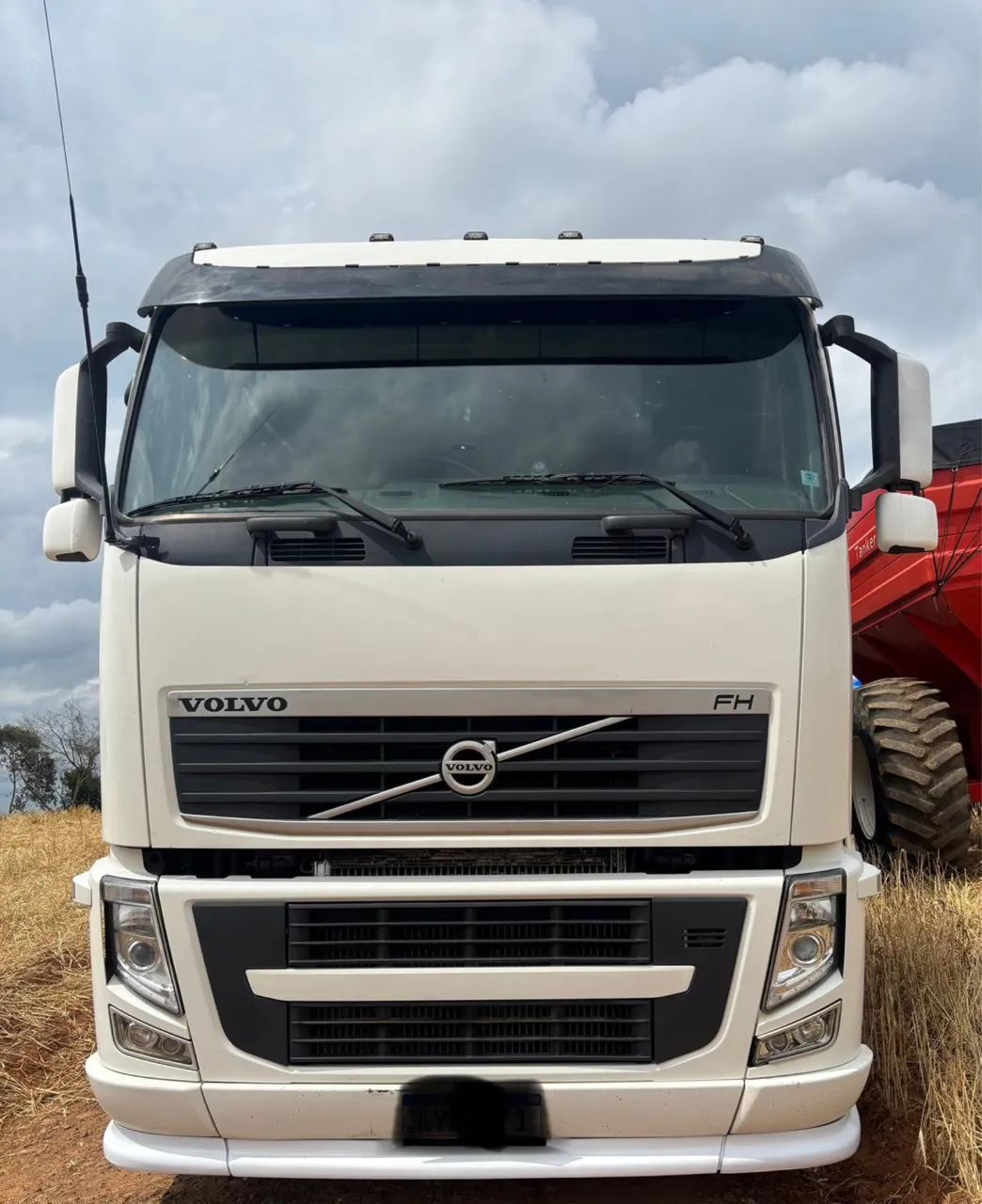 Fh 460 carreta 4 eixo