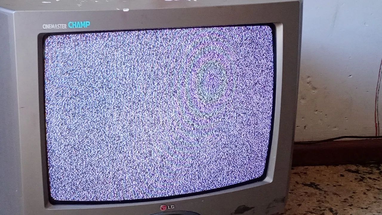 Tv funcionando perfeitamente 