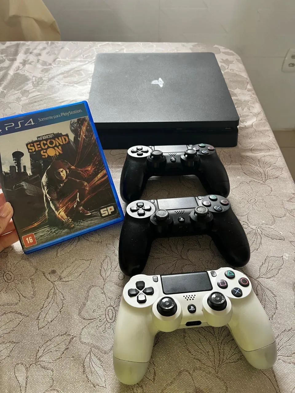 PS4 - Foto 3