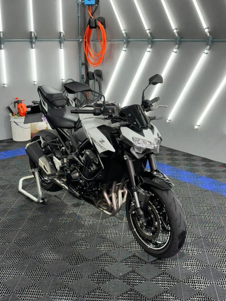 Kawasaki Z900