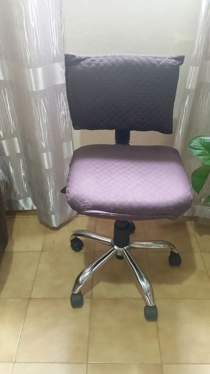 Cadeira com rodinhas, já usada - Foto 2
