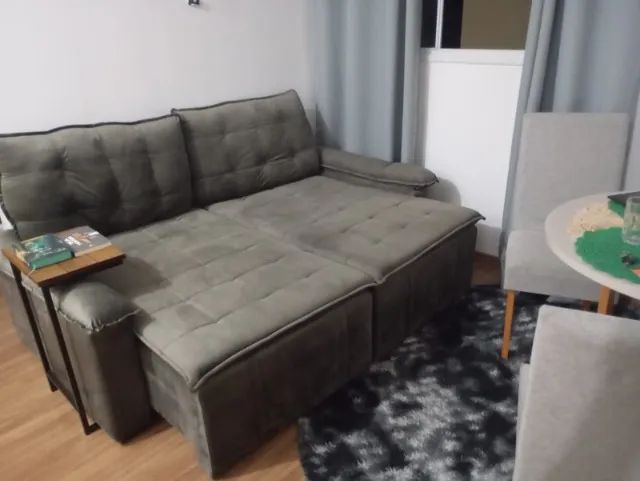 SOFÁ MUITO NOVO