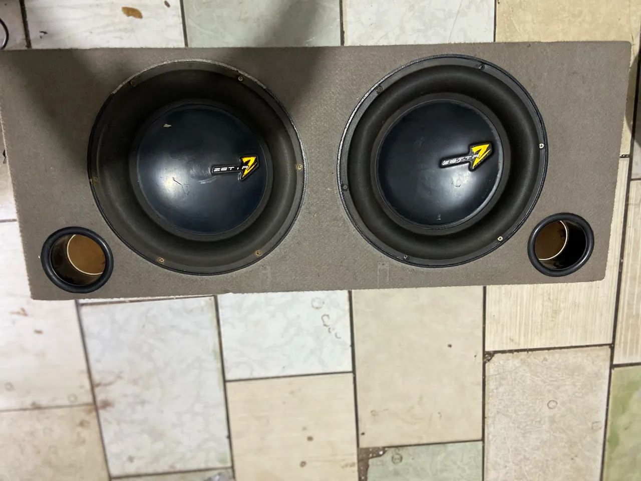 Caixa de Grave+ Graves Zetta 600rms  - Foto 2
