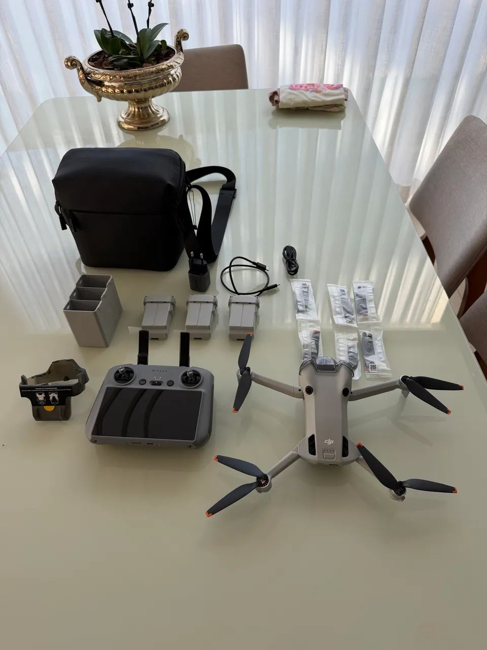 Dji Mini 4 Pro Fly combo plus  - Foto 2