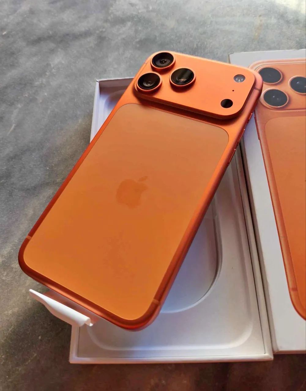 iPhone 17 pro max 256 GB - Foto 2