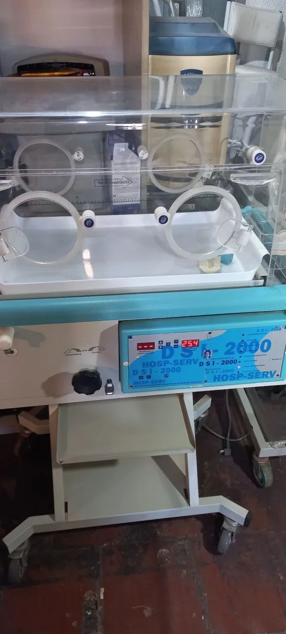 Incubadora para conserto 